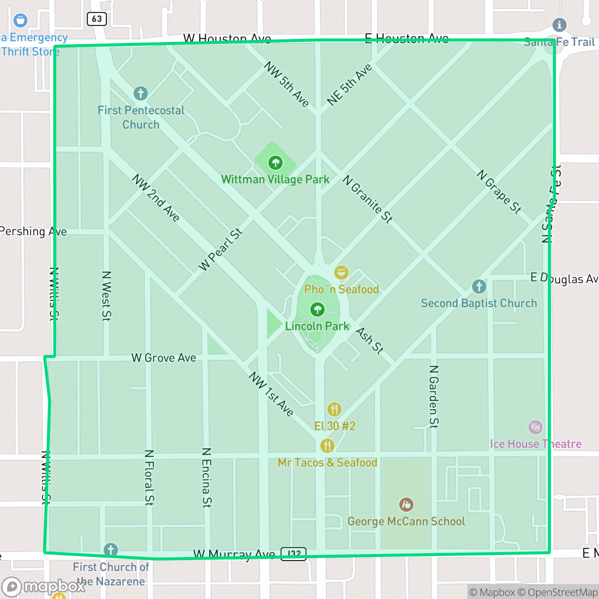 Map showing the location of Oval Park, Visalia, CA
